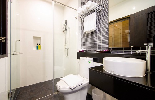Ban Phan Thom Hotel | Budget-Friendly Tara Place with Family Amenities & Dining