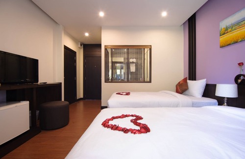 Ban Phan Thom Hotel | Budget-Friendly Tara Place with Family Amenities & Dining