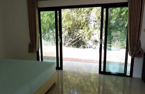Renu Nakhon Hotel | Discover Tara Resort Nakae Renu: Family-Friendly Retreat