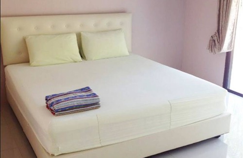 Renu Nakhon Hotel | Discover Tara Resort Nakae Renu: Family-Friendly Retreat