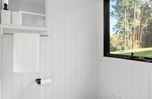Brooklet House | Cozy Tarah Hinterland Cabin with Family-Friendly Amenities