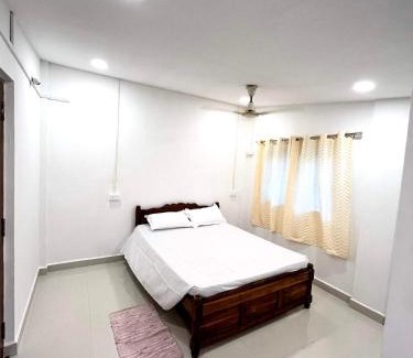 Patnem House | Cozy Taramati Niwas Guest Rooms with Ocean Views