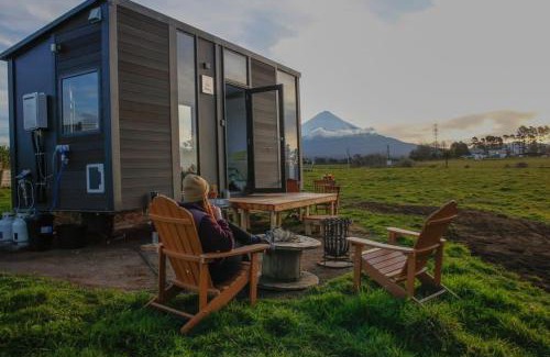 Midhirst House | Explore Taranaki Creekside KEA: Family-Friendly Retreat