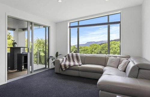 Lake Tarawera House | Experience Family-Friendly Holiday Homes in New Zealand