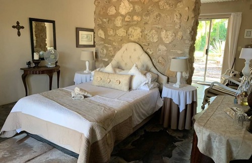 Okaukuejo Cabin | Experience Family-Friendly Comfort at Tarentaal Guest Farm