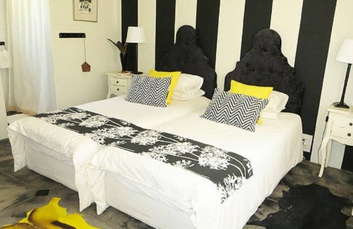 Okaukuejo Cabin | Experience Family-Friendly Comfort at Tarentaal Guest Farm