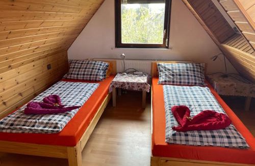 Broitzem House | Welcoming Tarida Guesthouse: Breakfast & Child-Friendly Stays