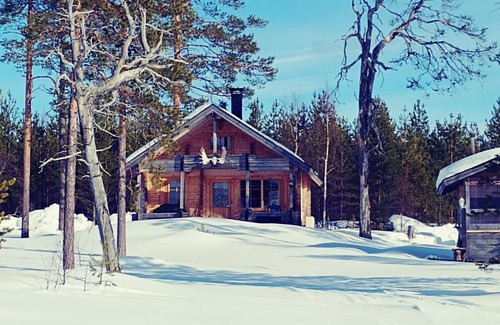 Ranua Cabin | Relaxing Retreat at Tarinatupa Simojärvi with Ocean Views