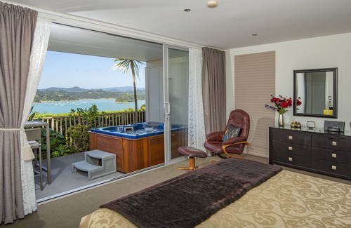 Paihia Cabin | Experience Tarltons Lodge: 4-Star Stay with Ocean Views