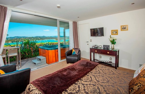 Paihia Cabin | Experience Tarltons Lodge: 4-Star Stay with Ocean Views