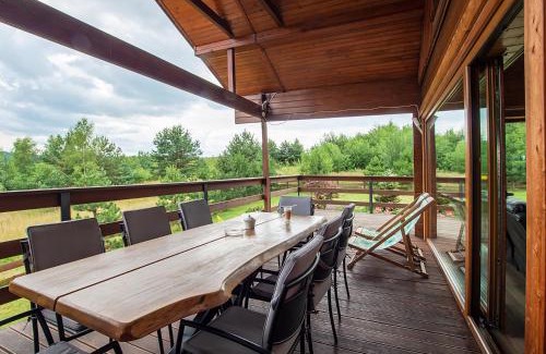 gmina Zembrzyce Villa | Top-Rated Tarnawianka Apart with Hot Tub & Family Amenities
