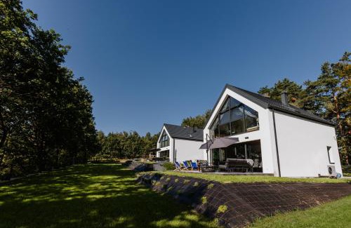 gmina Łapanow House | Experience Tarnova Chill: Pet-Friendly Retreat with Top Ratings