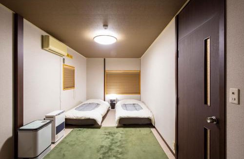 Aomori Apartment | Taro's House Midori