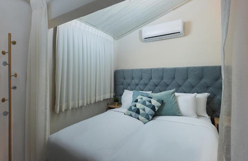 Safed Old City Apartment | Unforgettable Tarpat Experience with Family-Friendly Amenities
