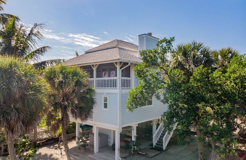 North Captiva House | Discover Tarpon Cove: Oceanfront Island Retreat with Pool