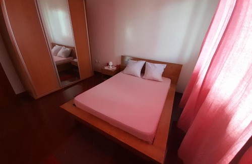 Tarrafal House | Cozy Tarrafal House with Hot Tub and Family-Friendly Amenities