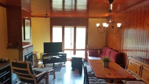 Vilanova d'Escornalbou House | Discover Arboset: Peace Between Sea and Mountains