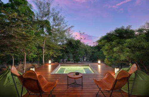 Vanathavilluwa Hotel | Indulge in Taru Villas Villu - Wilpattu with Pool & Breakfast