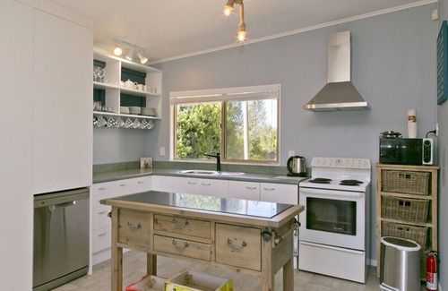 Te Rangiita House | Family-Friendly Taruna Holiday Home in Tauranga Taupo