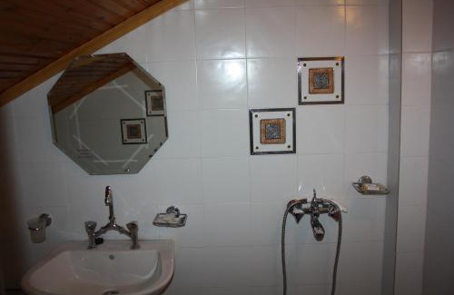 Hania Hotel | Experience Tasia Mountain Hotel: Family-Friendly Escape