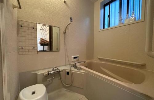 Nakatsu Apartment | Convenient Tasone Urban Stay in Osaka Near Umeda Nakatsu