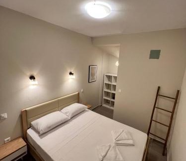 Matsoukata Apartment | Oceanfront Bliss at Tassos Cottage Fiskardo - Rated 8.1/10