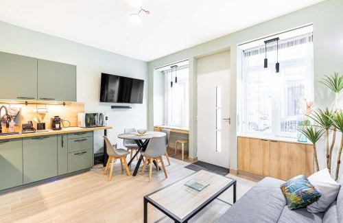 Quartier de Rochechouart Apartment | Explore Paris: Family-Friendly Stay Near Montmartre