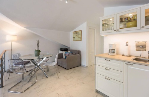 Trsteno House | Beautiful Multi-Level Home with Breathtaking Sea Views