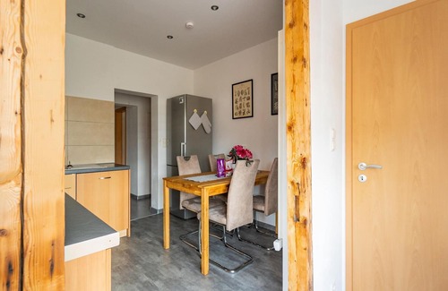 Zella-Mehlis Apartment | Tasteful apartment in Zella-Mehlis near Rennsteig