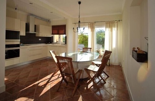 Murter House | Family-Friendly House in Murter with Oceanfront Pool