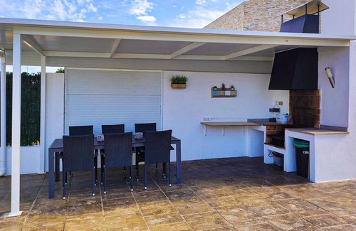 La Colina Villa | Tasteful villa in Comunidad Valenciana with pool