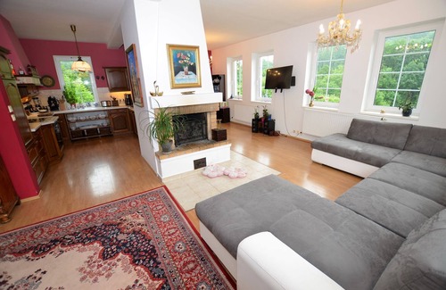 Zernov Villa | Elegant Villa in Žernov with Private Pool and Breakfast