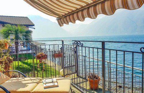 Lezzeno Apartment | Cozy 2-Room Apartment with Pool & Private Beach Access