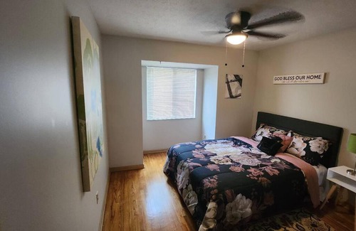 Euclid House | Stylish 3bd Getaway @Euclid - Pet and Child Friendly