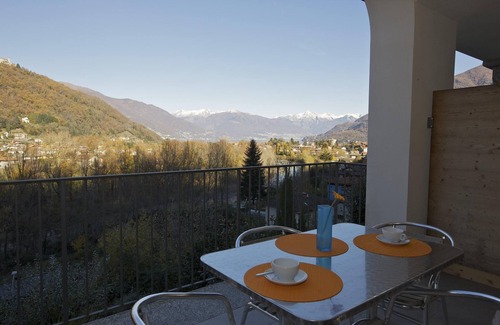 Cannobio Apartment | Stylishly Furnished Apartment with Pool & Lake View