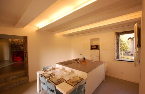 Ghiffa Apartment | Elegant Apartment with Outdoor Area and Lake View Amenities
