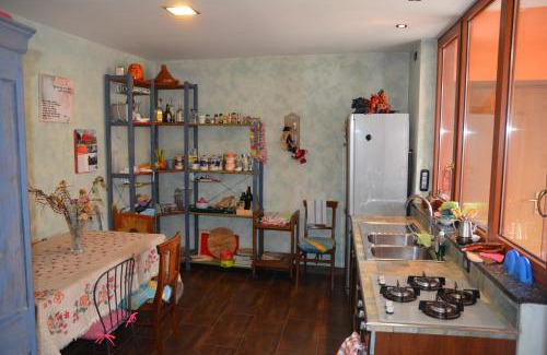 Chianocco Apartment | Pet-Friendly Escape at Tata Carota with Kitchen Access