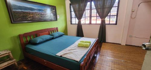 Kampung Siol Kandis House | Cozy Tatai Kumang Homestay with Breakfast & 9.2/10 Rating