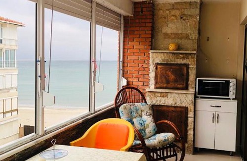 Buyukcekmece Apartment | Family-Friendly Retreat at Tatil Evi Awaits Your Visit