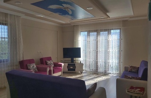 Cayeli Apartment | Family-Friendly Retreat at Tatil Köyü Awaits You