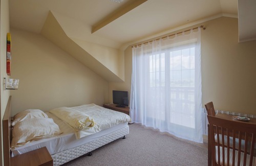 Velka Lomnica Hotel | Discover Tatragolf Mountain Resort: 4-Star Spa Retreat