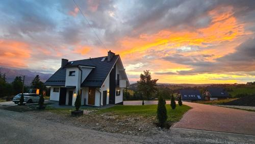 Gliczarow Gorny House | Experience Holy Berg: Mountain Views and Family-Friendly Amenities