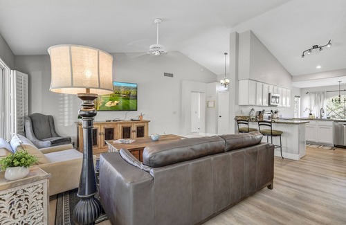 Tatum Ranch House | Tranquil Getaway in a Convenient Location with Top Amenities