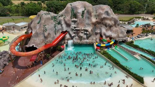 Atibaia Resort | Relax at Tauá Hotel & Convention Atibaia with Pool Access