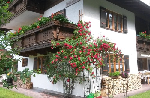 Schoenau am Koenigssee Condo | Guest Rated 10/10: Taubensee Holiday Apartments Klausner
