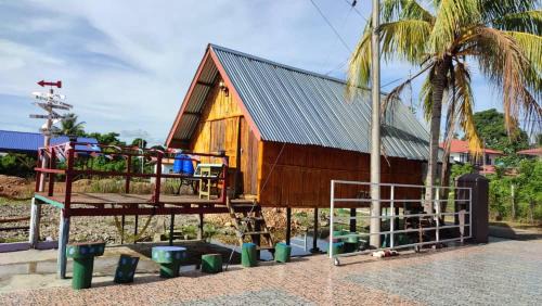 Kota Belud House | Cozy Taun Gusi Village Homestay with Breakfast Included