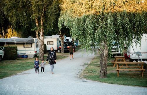 Taupo Resort | Relax at Taupo TOP 10 Holiday Park with Ocean Views