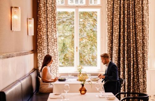 Zeltweg Hotel | Top-Rated Hotel Steirerschlössl with Hot Tub & Pet Friendly