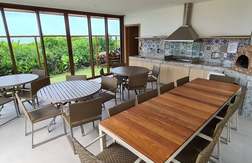 Itacimirim House | Beautiful Tavarua Itacimirin Bungalow with Ocean View