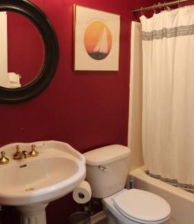 Somers Point Hotel | Tavern On The Bay Hotel - Lucky Luciano Suite